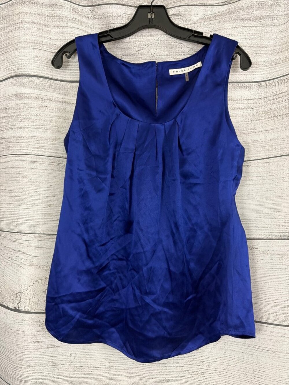 Trina Turk Royal Blue Sleeveless Pleated Scoop Neck Blouse Top L